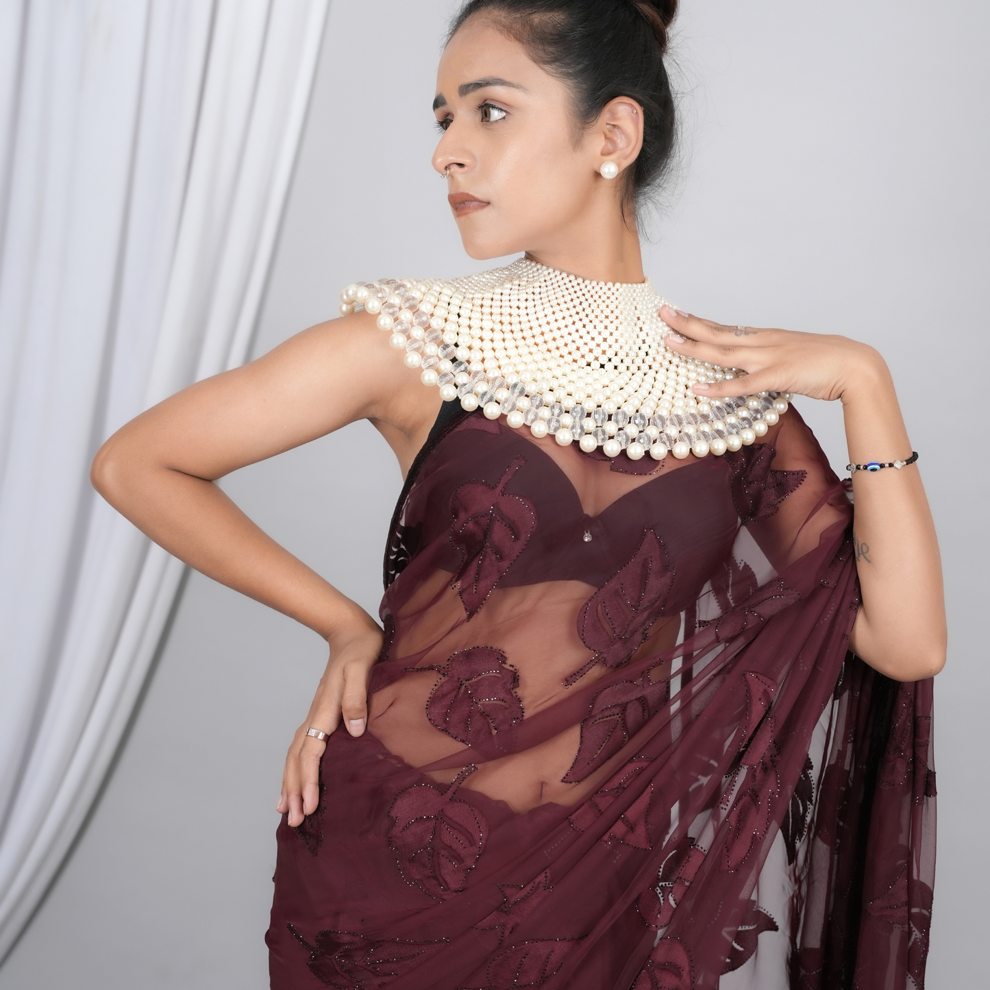 DEEPIKA Pearl Cape