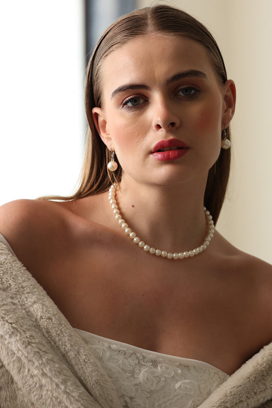 Single Line Pearl Choker