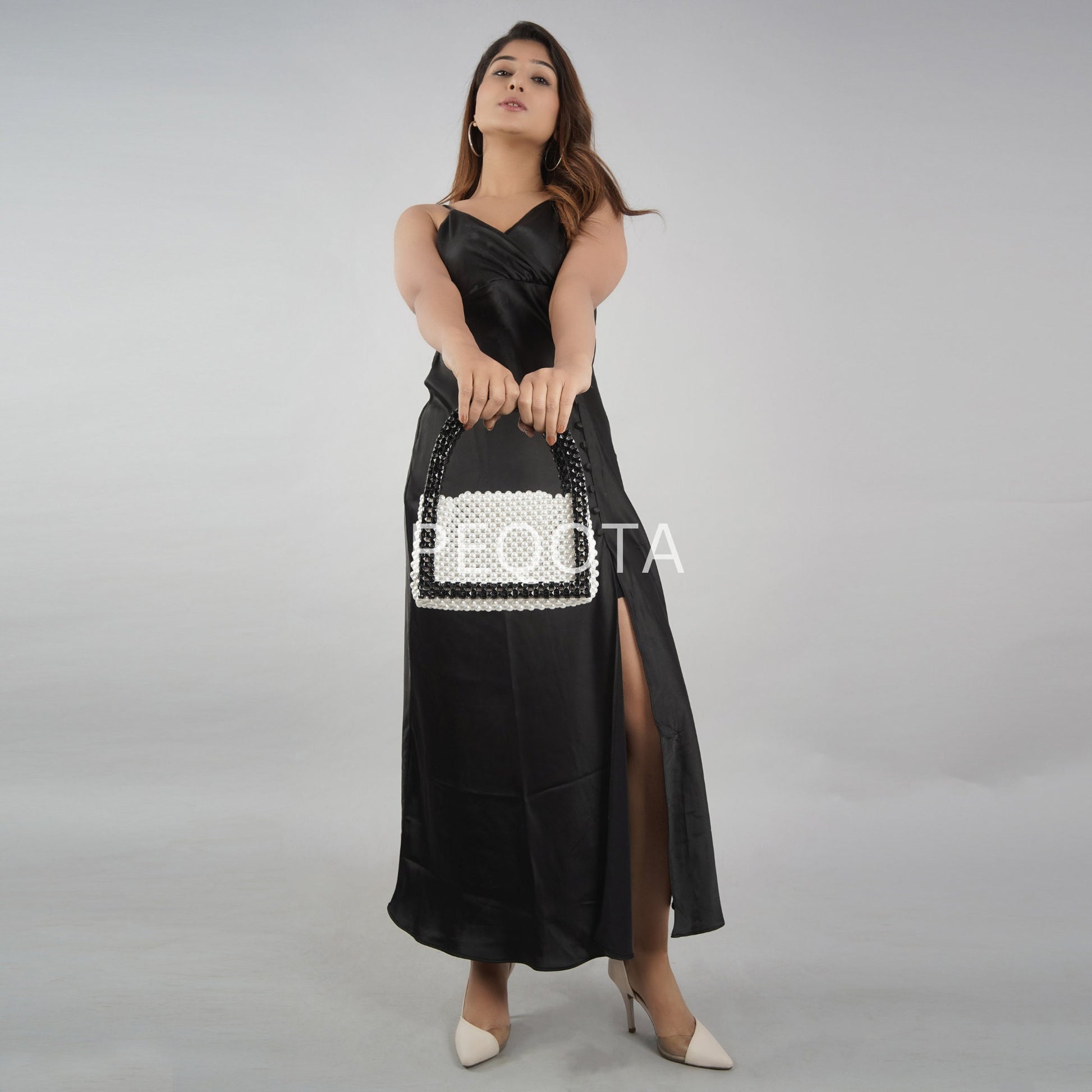 Elegant Pearl Beaded Handbag – Black and White Vintage Style Purse | Handmade Crystal Evening Bag | Formal Party Clutch for Women