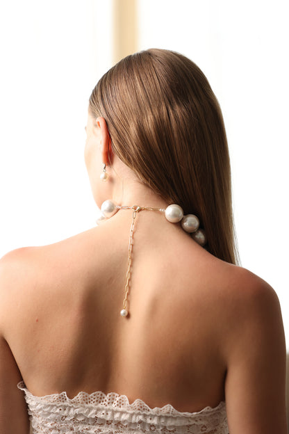 Statement Oversized Pearl Necklace