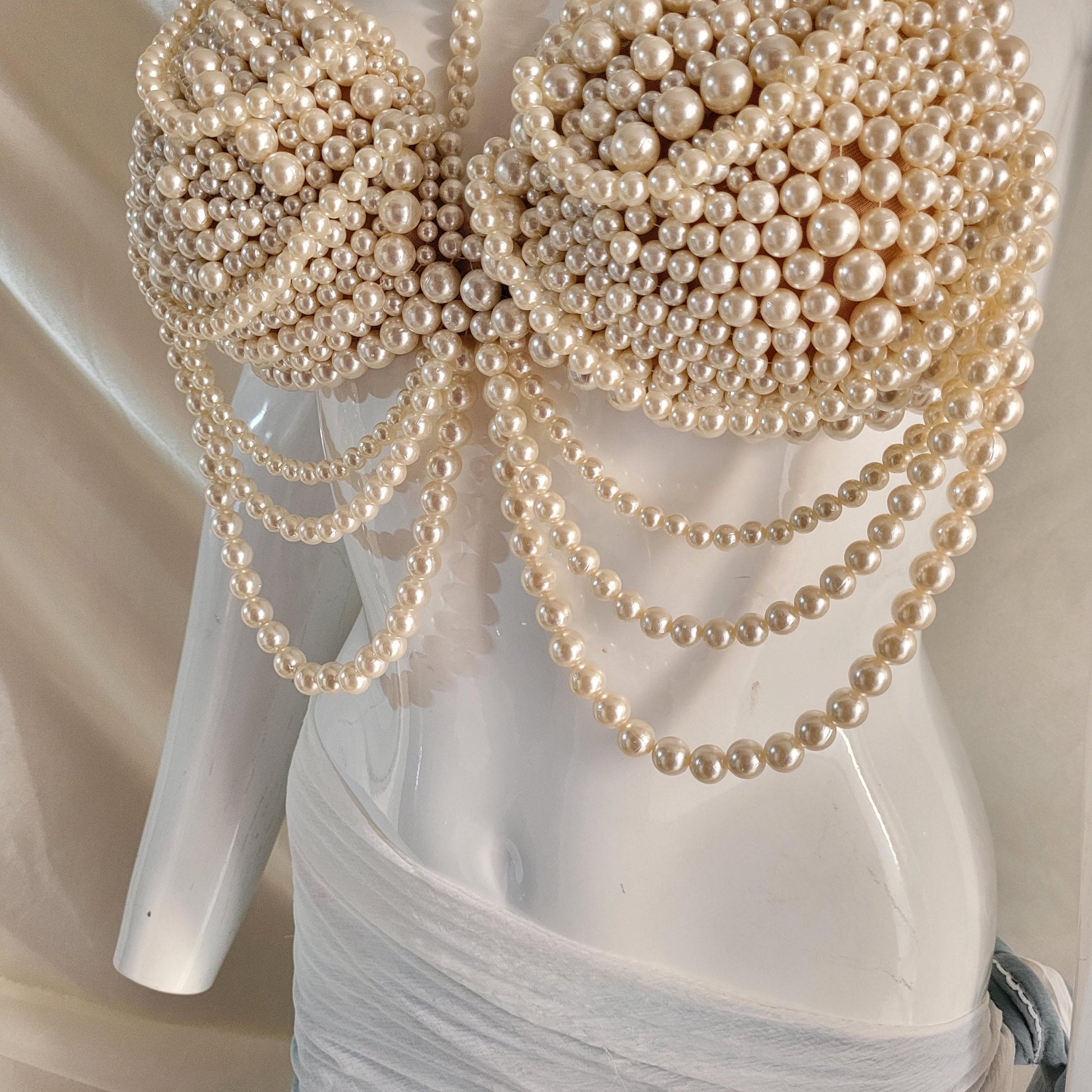 Maternity Photoshoot Pearl Bralette, Custom Size Luxury Pearl Bra Top, Pregnancy Editorial Jewelry Top
