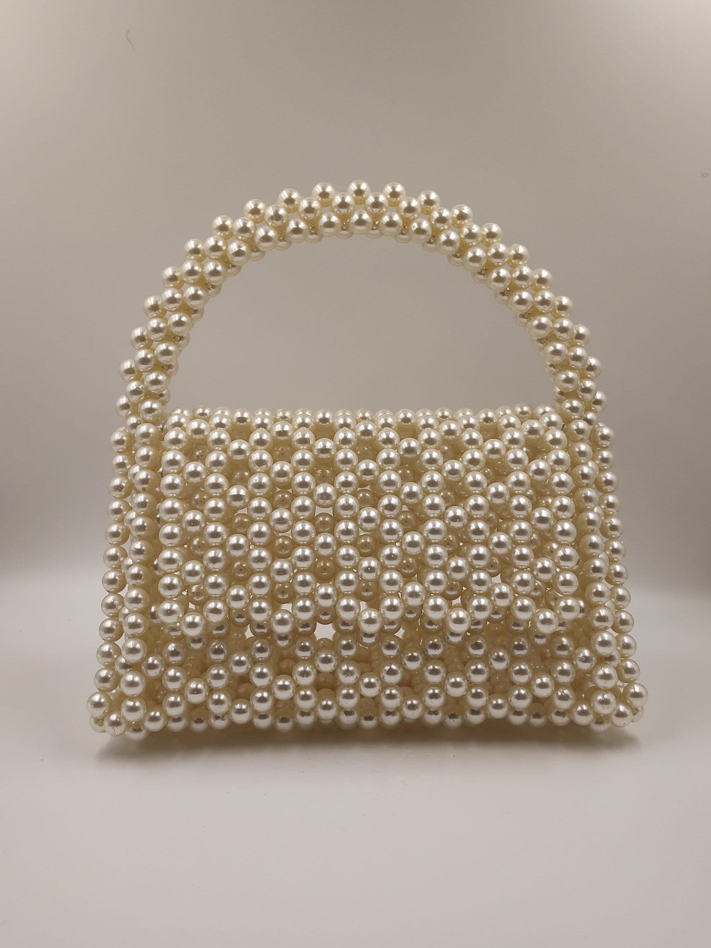 Pearl Beaded Triangle Bag, Faux Pearl Handbag for Women, Pearl Evening Bag, Handmade Pearl Bridal purse for her, Bridal Clutch Handbag
