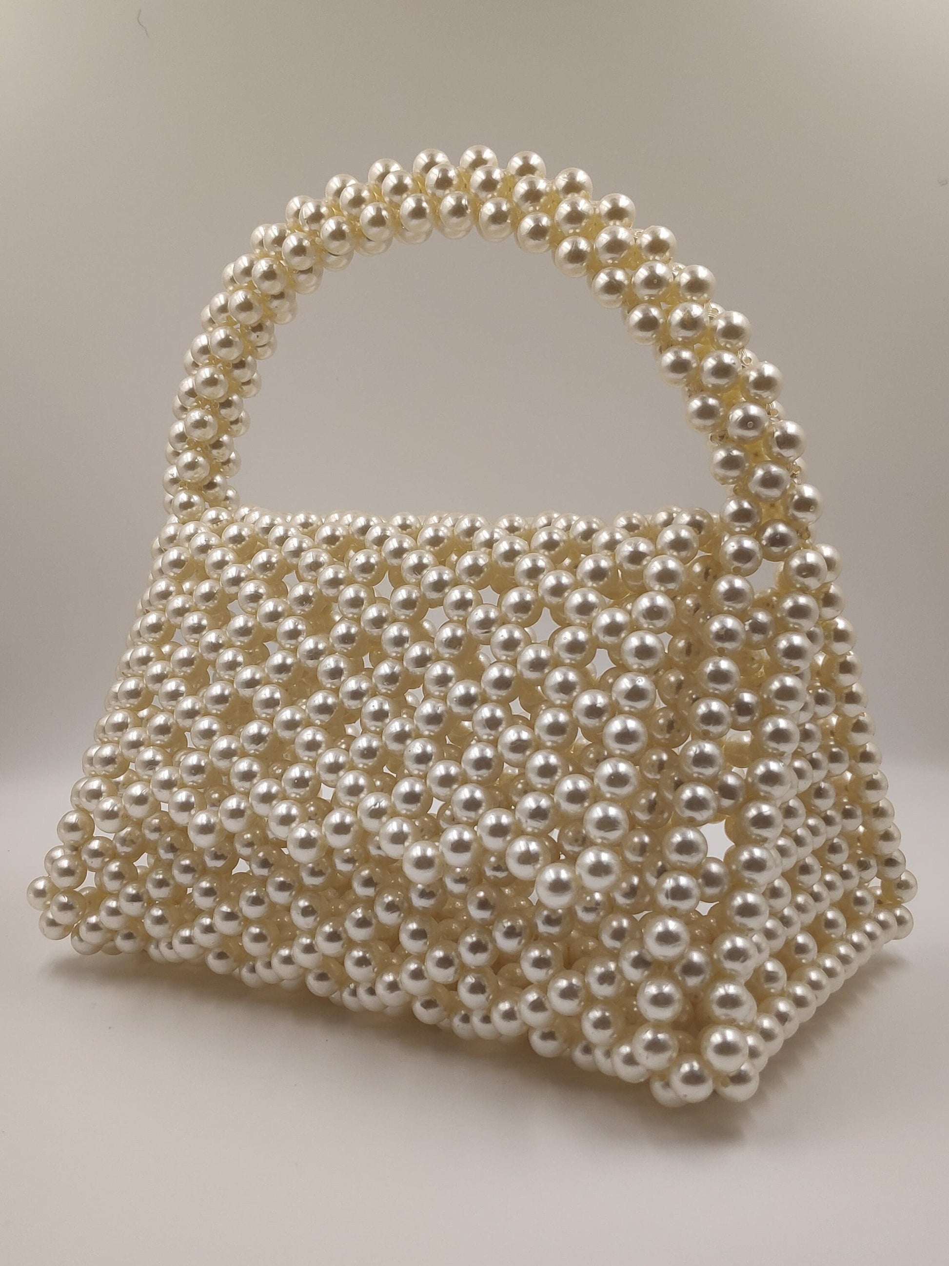 Pearl Beaded Triangle Bag, Faux Pearl Handbag for Women, Pearl Evening Bag, Handmade Pearl Bridal purse for her, Bridal Clutch Handbag