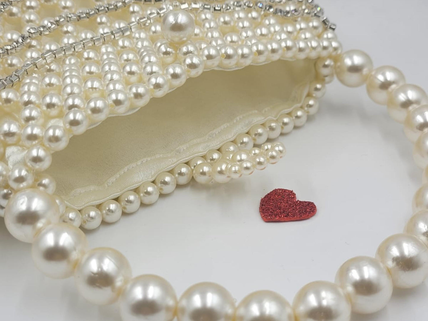 White Pearl Beaded Heart Bag – Handmade Shoulder Purse | Romantic Heart Clutch for Weddings & Dates | Elegant Bead Handbag Gift